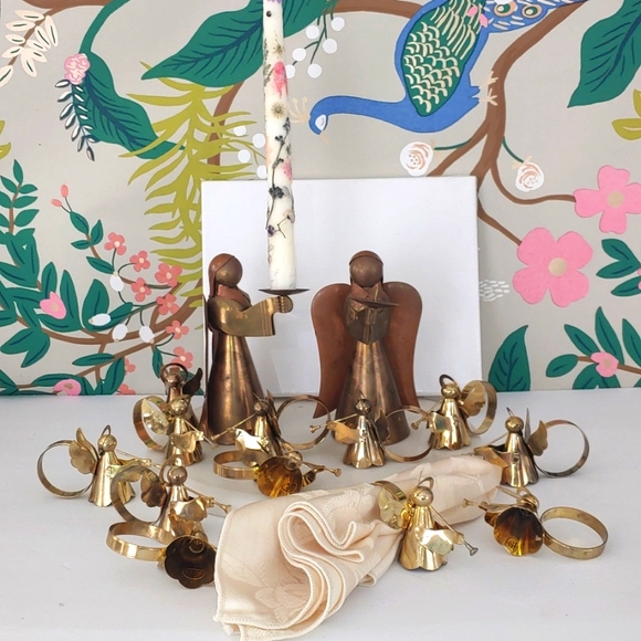 Vintage mid-century bonze and copper Angel candle holders and napkin rings. - Picture 13 of 16